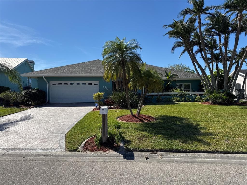 6319 COCOA LANE, APOLLO BEACH, FL 33572