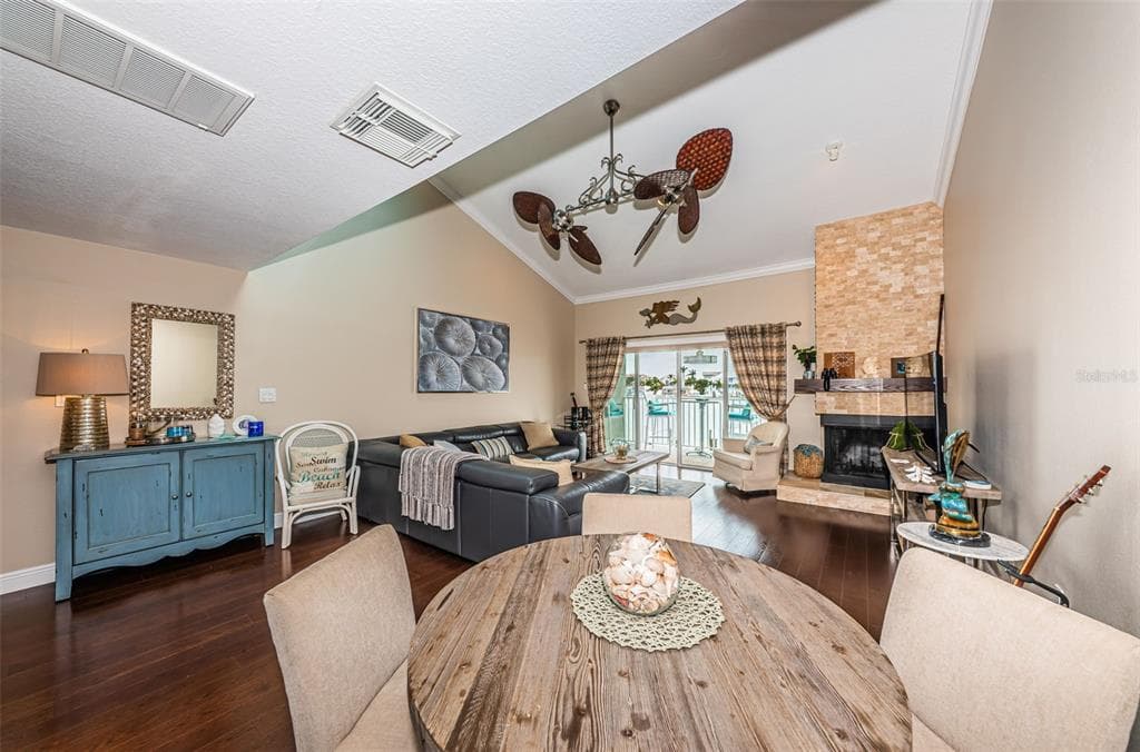 2515 BAY BOULEVARD Unit A, INDIAN ROCKS BEACH, FL 33785 photo 3