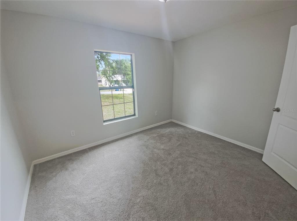 27118 FERNERY Avenue, BROOKSVILLE, FL 34602 photo 5