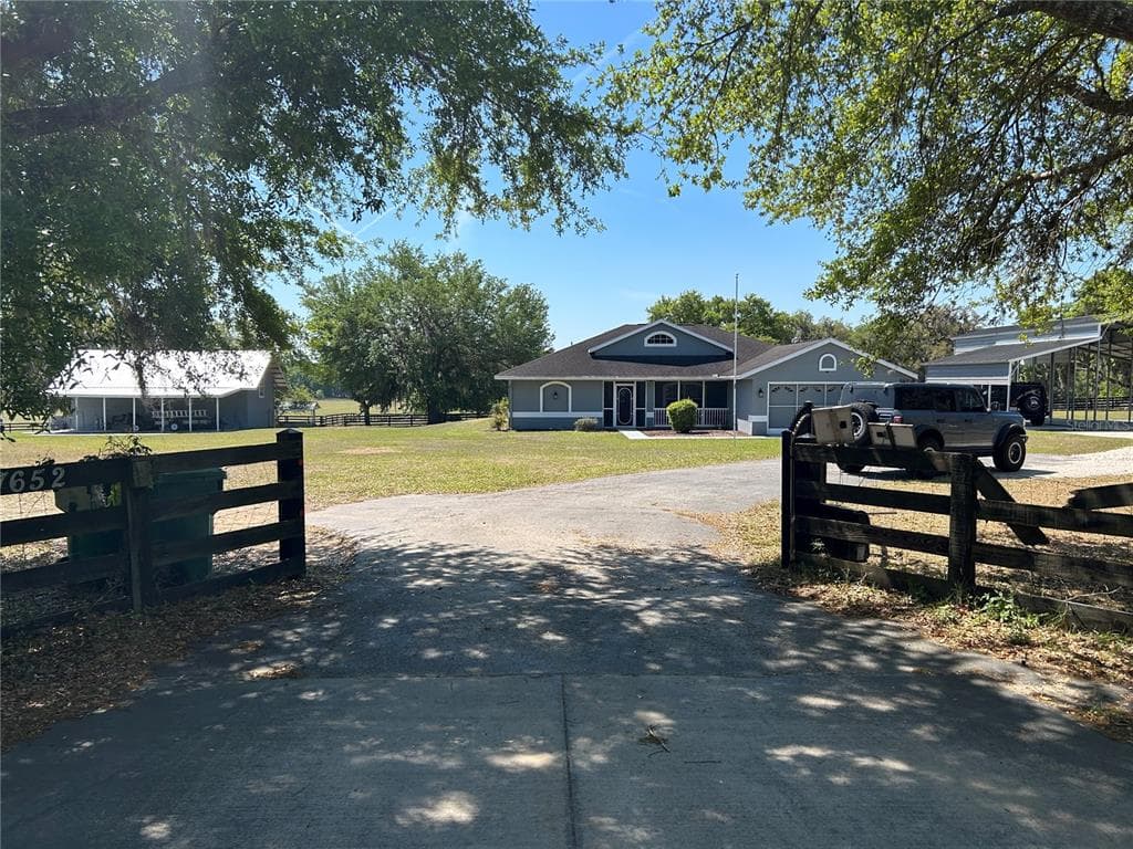 7652 DERBY OAKS DRIVE, FLORAL CITY, FL 34436