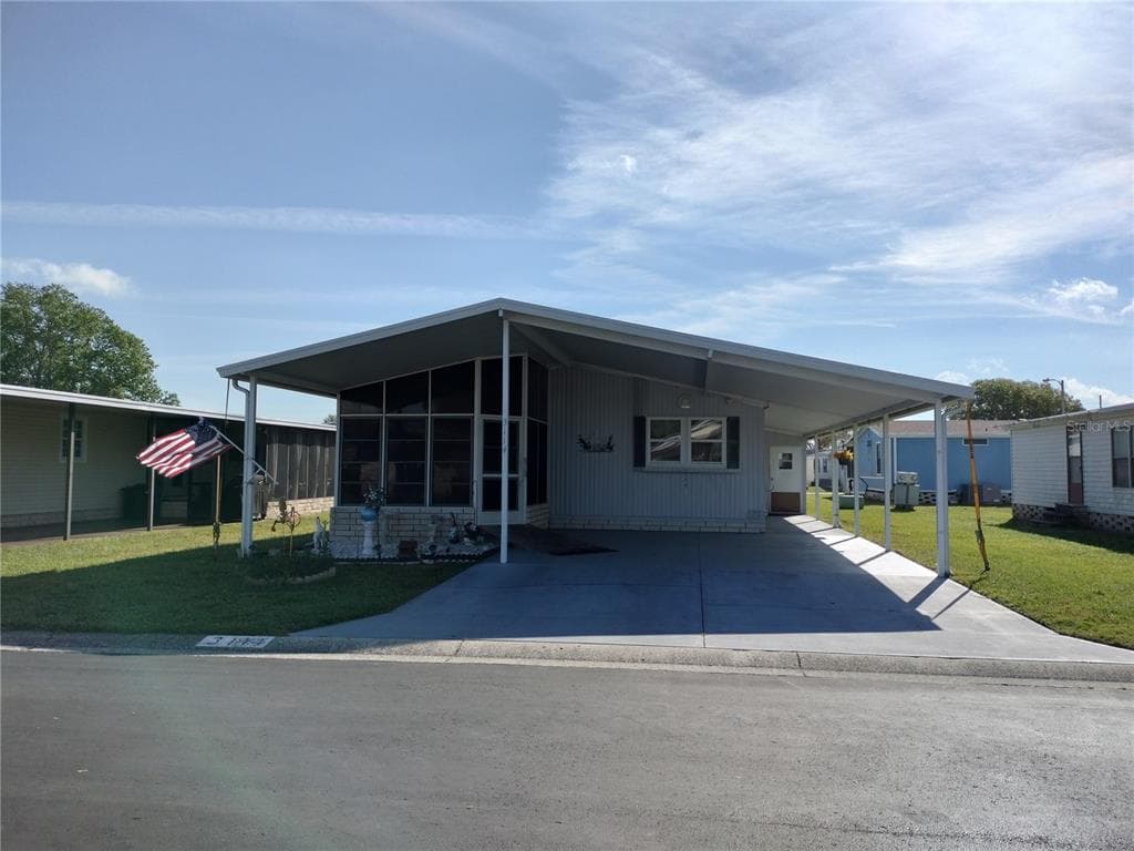 3114 BRIAR ST. STREET, WESLEY CHAPEL, FL, 33543 photo 2