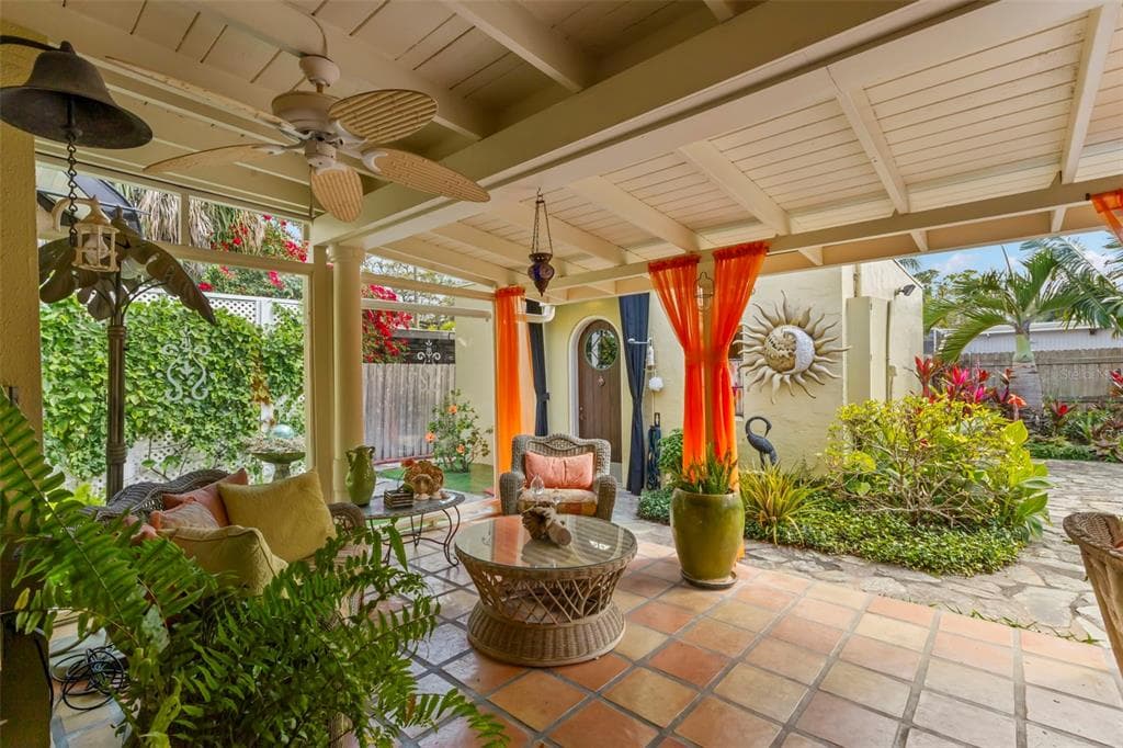 646 16TH AVENUE, Street PETERSBURG, FL 33704 photo 3