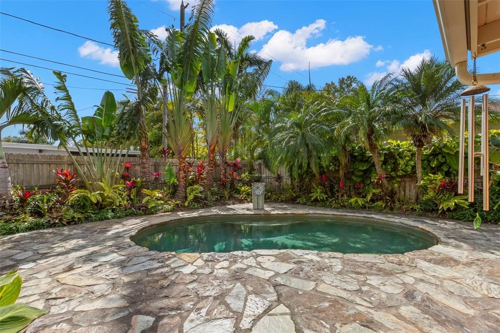 646 16TH AVENUE, Street PETERSBURG, FL 33704 photo 4