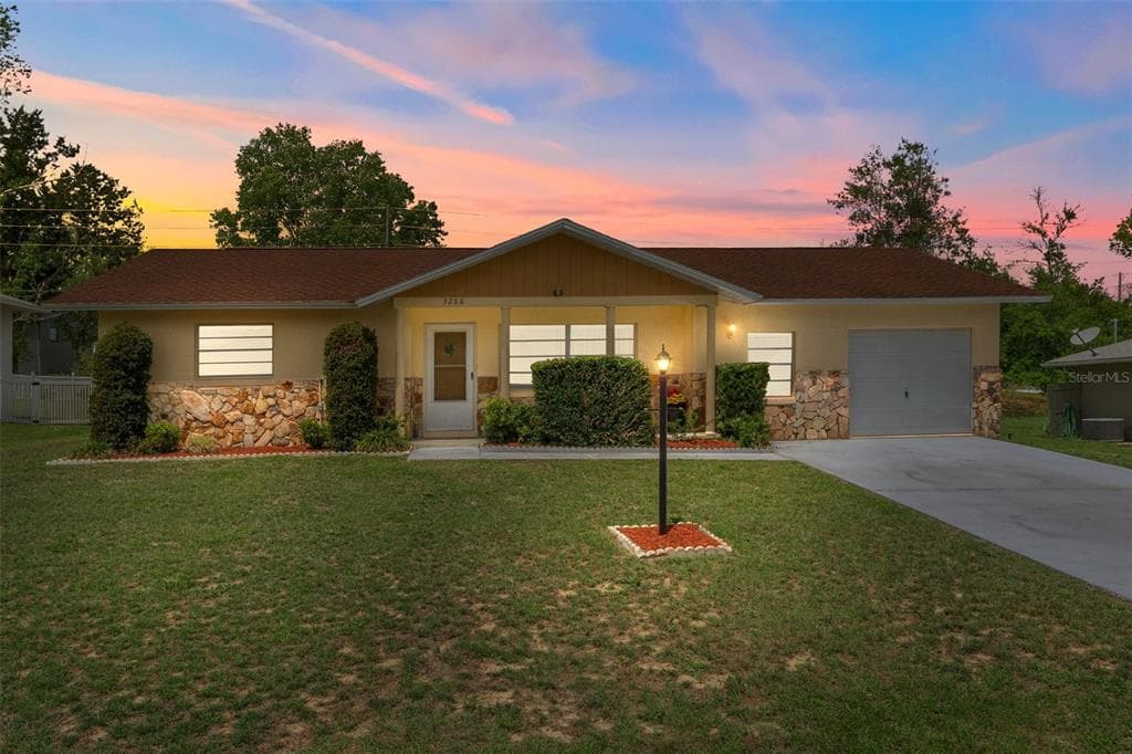 3288 MAIDENCANE Drive, BEVERLY HILLS, FL 34465 photo 5