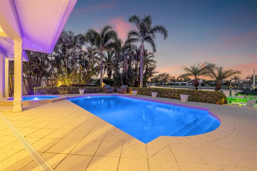 935 EDEN ISLE DRIVE, Street PETERSBURG, FL 33704 photo 5