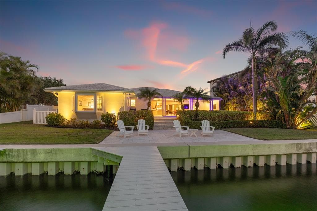 935 EDEN ISLE DRIVE, Street PETERSBURG, FL 33704 photo 4