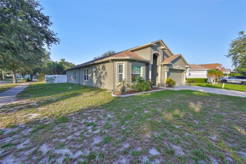 6933 WATERBROOK COURT, GIBSONTON, FL 33534 photo 4