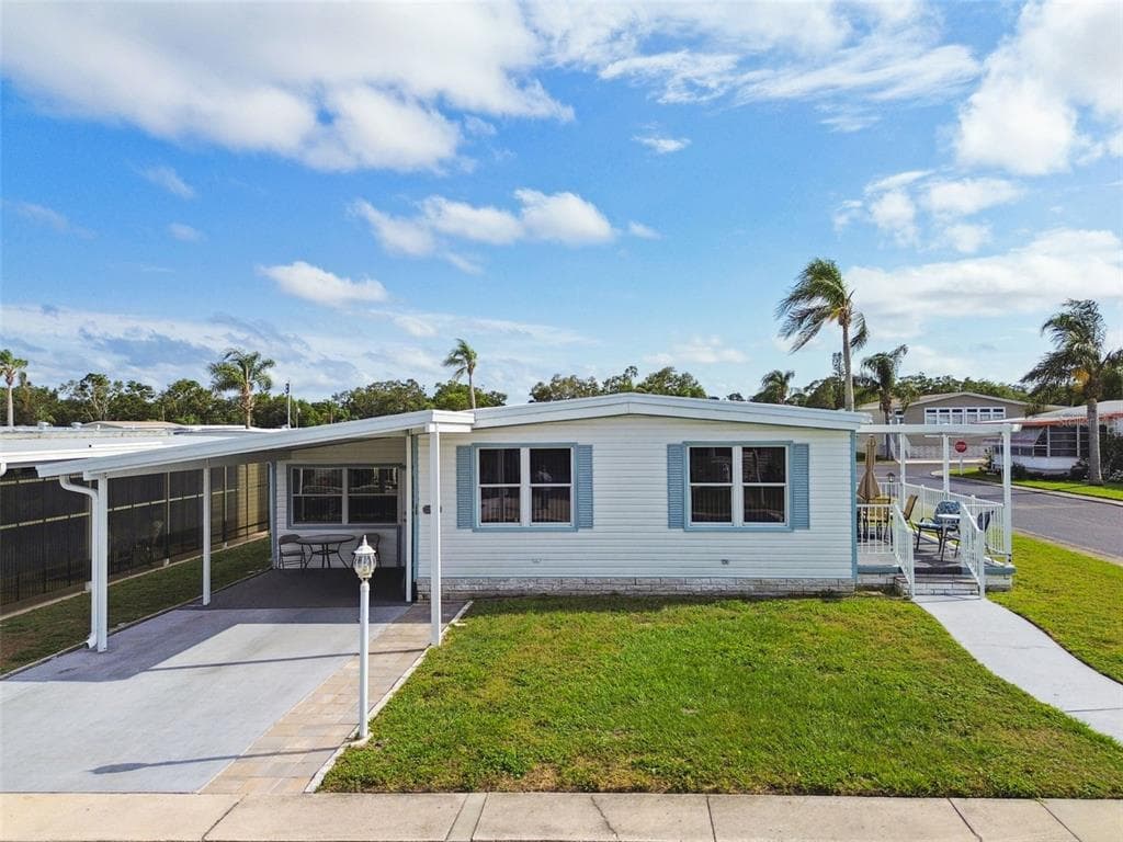 12651 SEMINOLE BOULEVARD, LARGO, FL 33778 photo 2