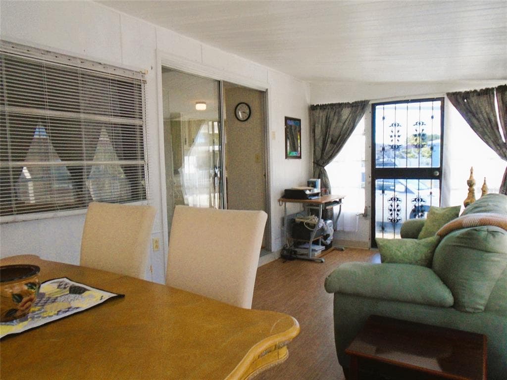 652 54TH LANE, GULFPORT, FL 33707 photo 4