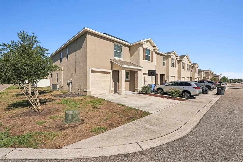 508 GLENN CROSS Drive, RUSKIN, FL 33570 photo 2