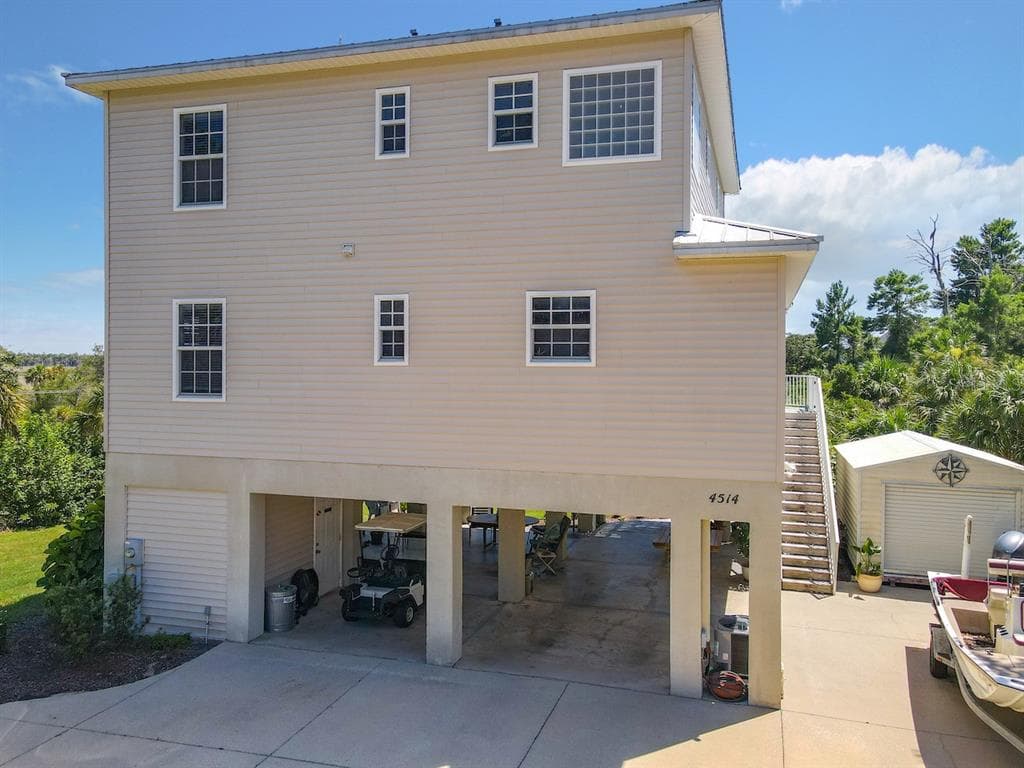 4514 FISHMAN AVENUE, WEEKI WACHEE, FL 34607 photo 3