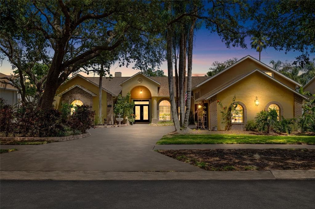 2513 REGAL RIVER ROAD, VALRICO, FL 33596 photo 2