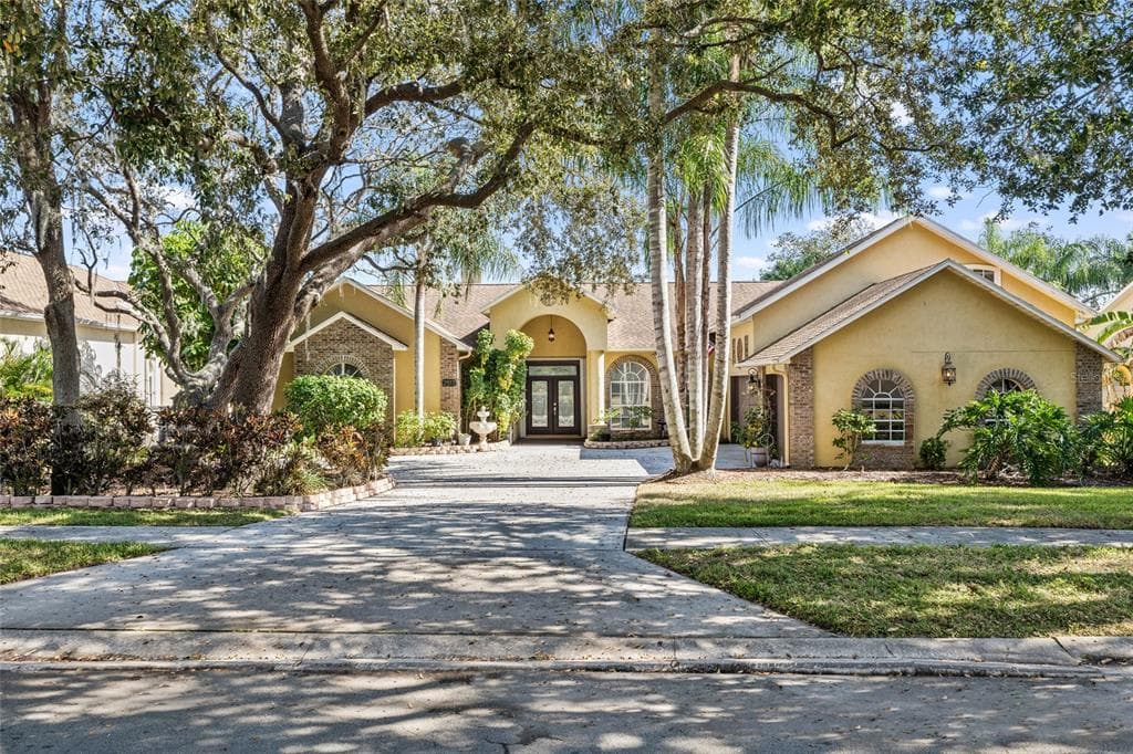 2513 REGAL RIVER ROAD, VALRICO, FL 33596 photo 3