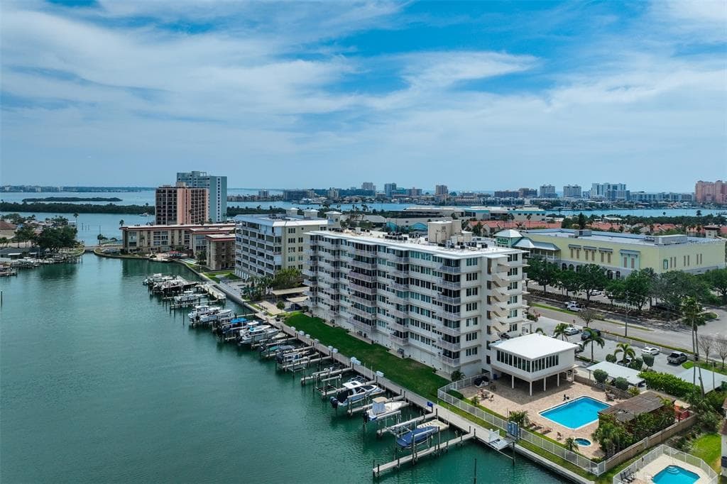 223 ISLAND WAY Unit 5D, CLEARWATER BEACH, FL 33767