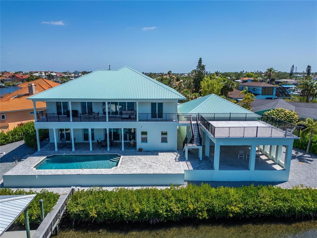 935 CHIPAWAY Drive, APOLLO BEACH, FL 33572 photo 3