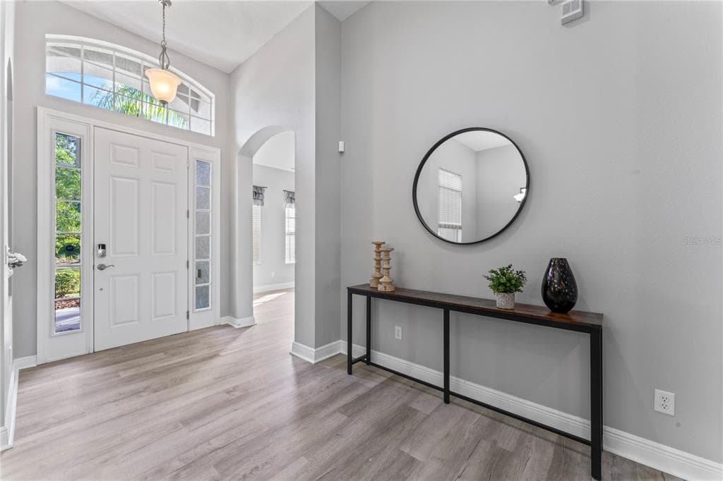 10517 PALM COVE AVENUE, TAMPA, FL 33647 photo 4