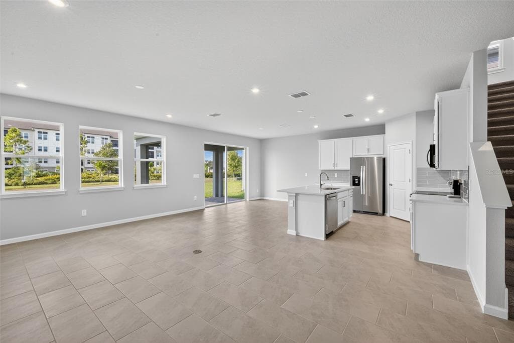 31350 PENDLETON LANDING CIRCLE, WESLEY CHAPEL, FL 33545 photo 5