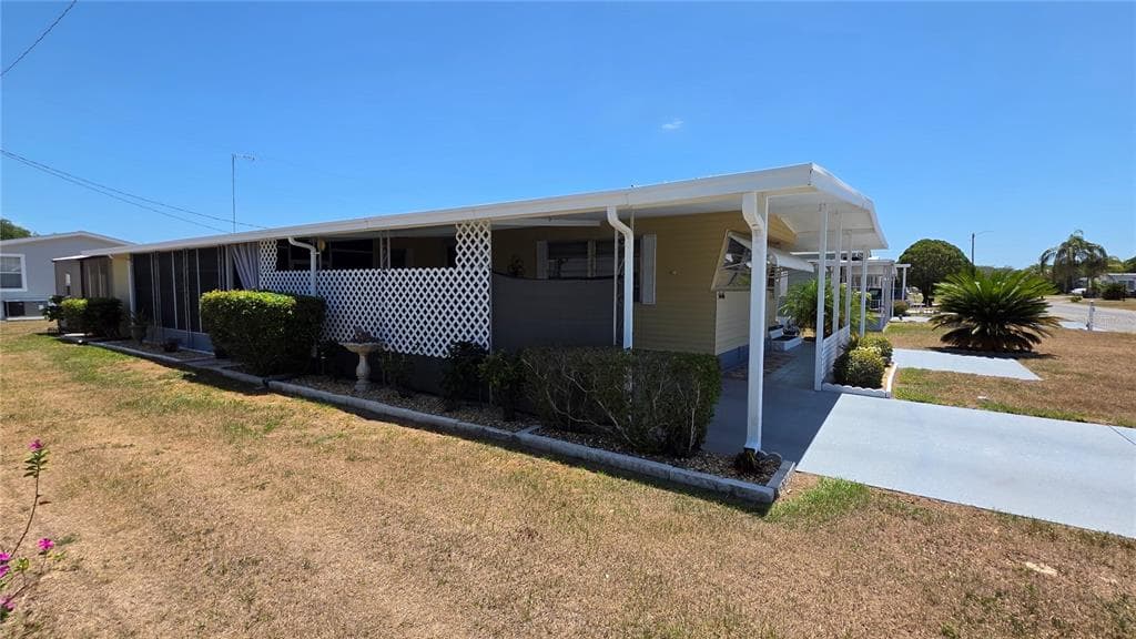 5446 JOYCE STREET, ZEPHYRHILLS, FL 33542 photo 3