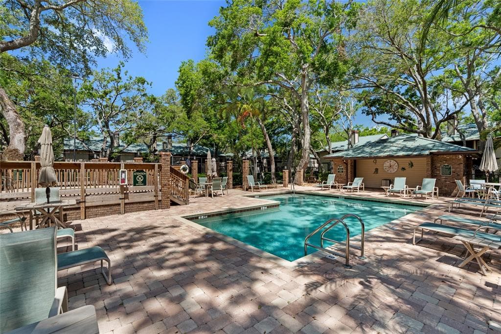 1486 MAHOGANY LANE Unit 703, PALM HARBOR, FL 34683 photo 3