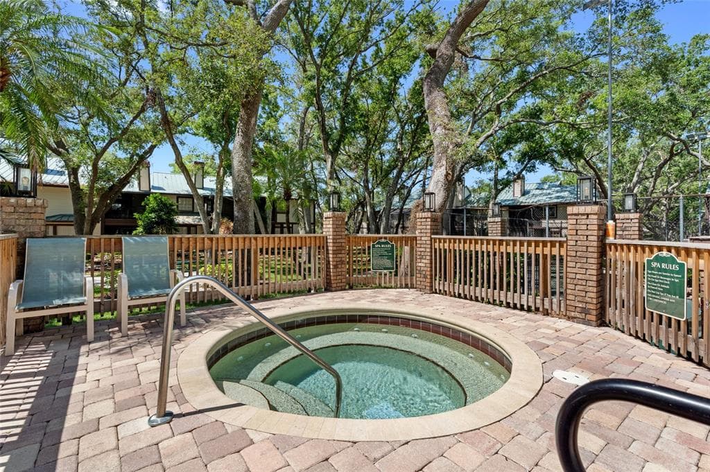 1486 MAHOGANY LANE Unit 703, PALM HARBOR, FL 34683 photo 4