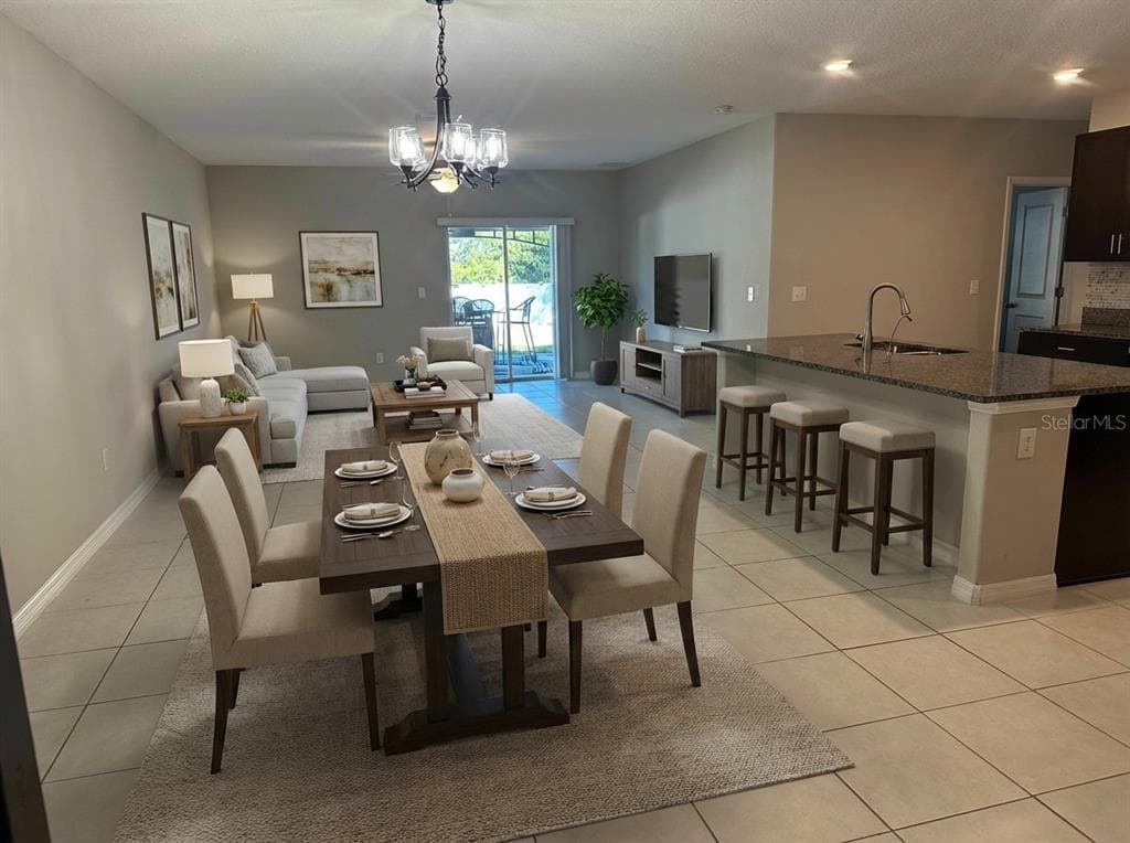 413 ROYAL EMPRESS Drive, RUSKIN, FL 33570 photo 3