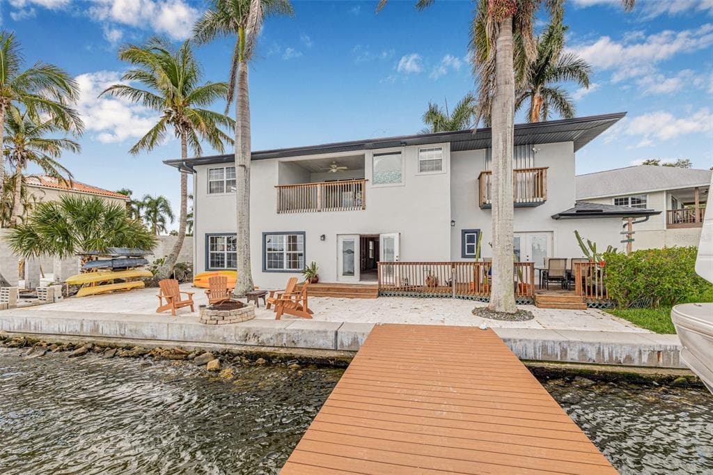 1819 BAYOU GRANDE BOULEVARD, Street PETERSBURG, FL 33703 photo 4