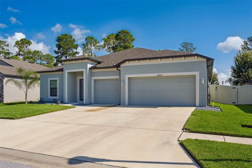 18657 OBREGAN DRIVE, SPRING HILL, FL 34610 photo 2