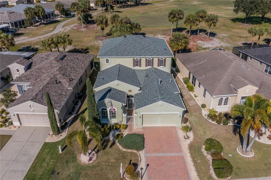 445 NOBLE FAIRE Drive, SUN CITY CENTER, FL 33573 photo 4