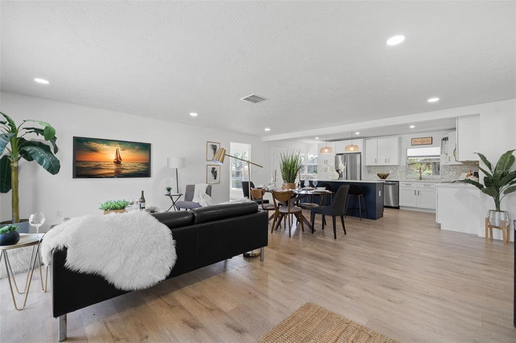 1400 23RD AVENUE, Street PETERSBURG, FL 33705 photo 5