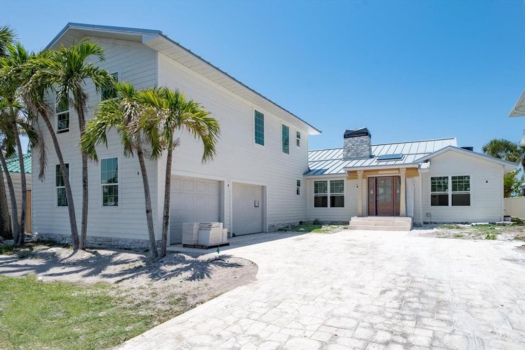 1070 ELDORADO Avenue, CLEARWATER BEACH, FL 33767 photo 2