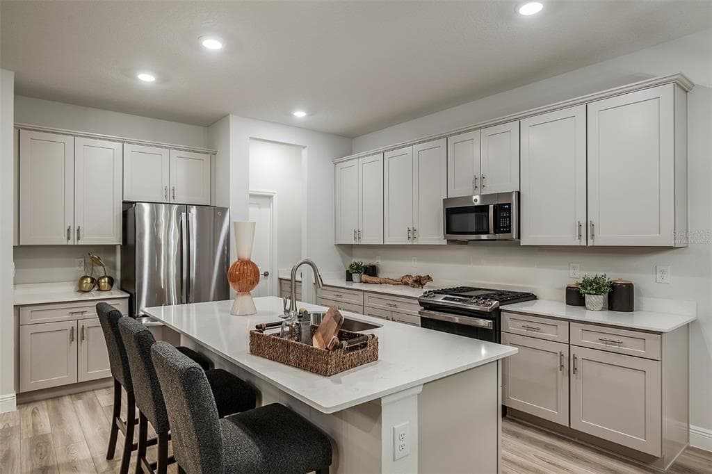 10009 SURREY ROSE DRIVE, SAN ANTONIO, FL 33576 photo 5