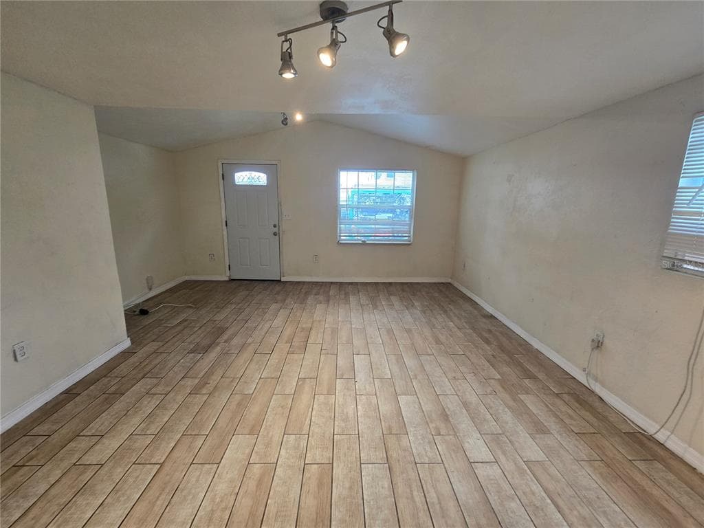 4607 35TH STREET, TAMPA, FL 33610 photo 5