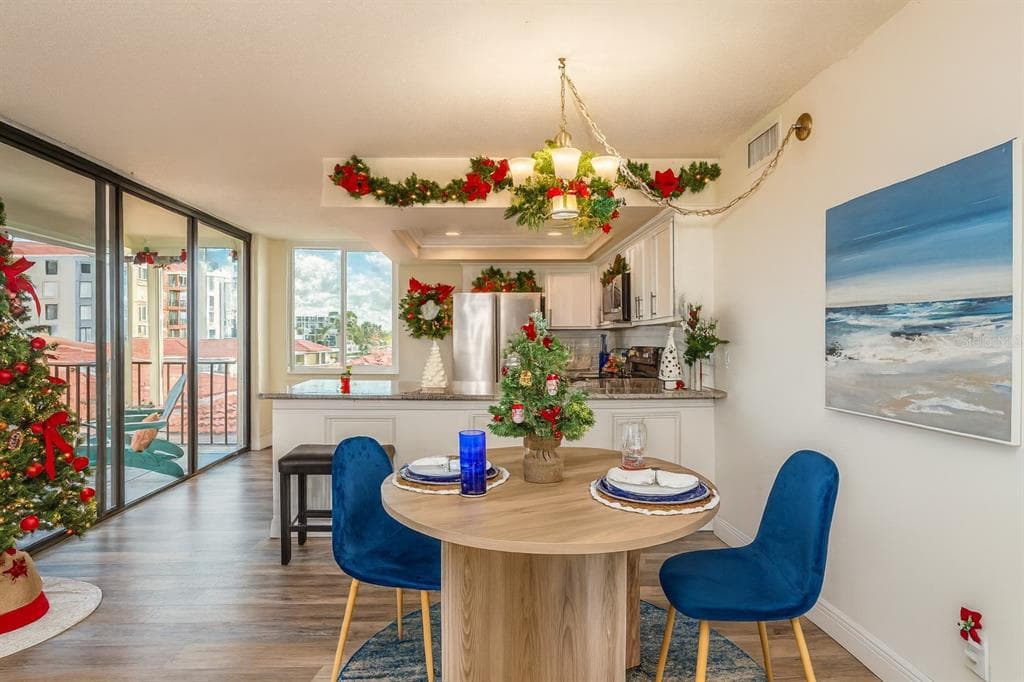 6158 PALMA DEL MAR BOULEVARD Unit 306, Street PETERSBURG, FL 33715 photo 3