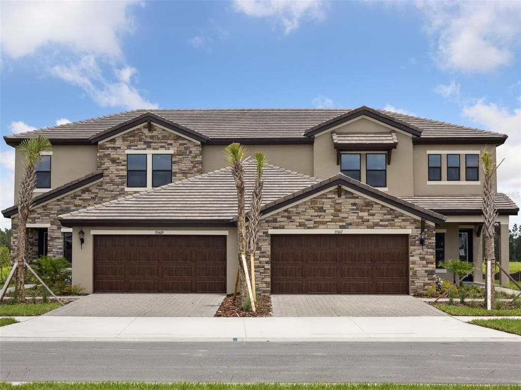 35609 STABLETON LANE, ZEPHYRHILLS, FL 33541