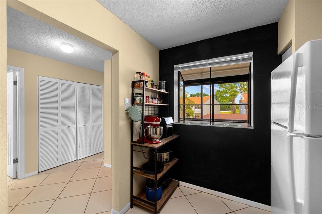 1905 OYSTER CATCHER LANE Unit 924, CLEARWATER, FL 33762 photo 5