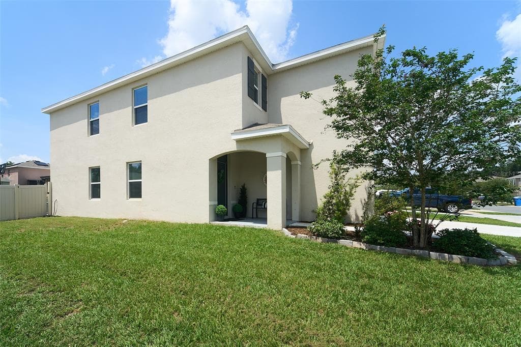 10826 TRAILING VINE DRIVE, TAMPA, FL 33610 photo 5