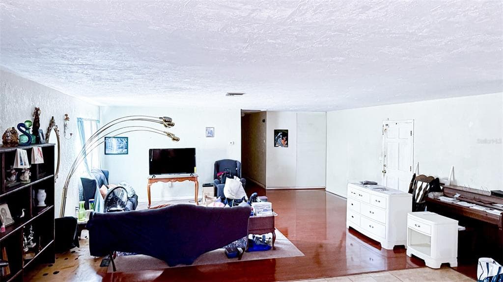 4719 ALCAZAR WAY, Street PETERSBURG, FL 33712 photo 2