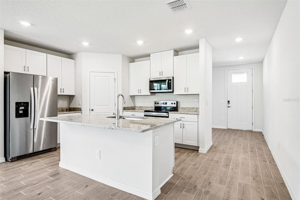 1740 BREKEY WAY, ZEPHYRHILLS, FL 33541 photo 3