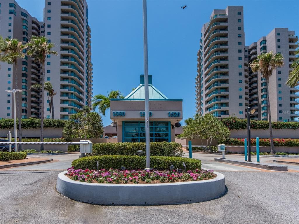 1520 GULF BOULEVARD Unit 1505, CLEARWATER BEACH, FL 33767