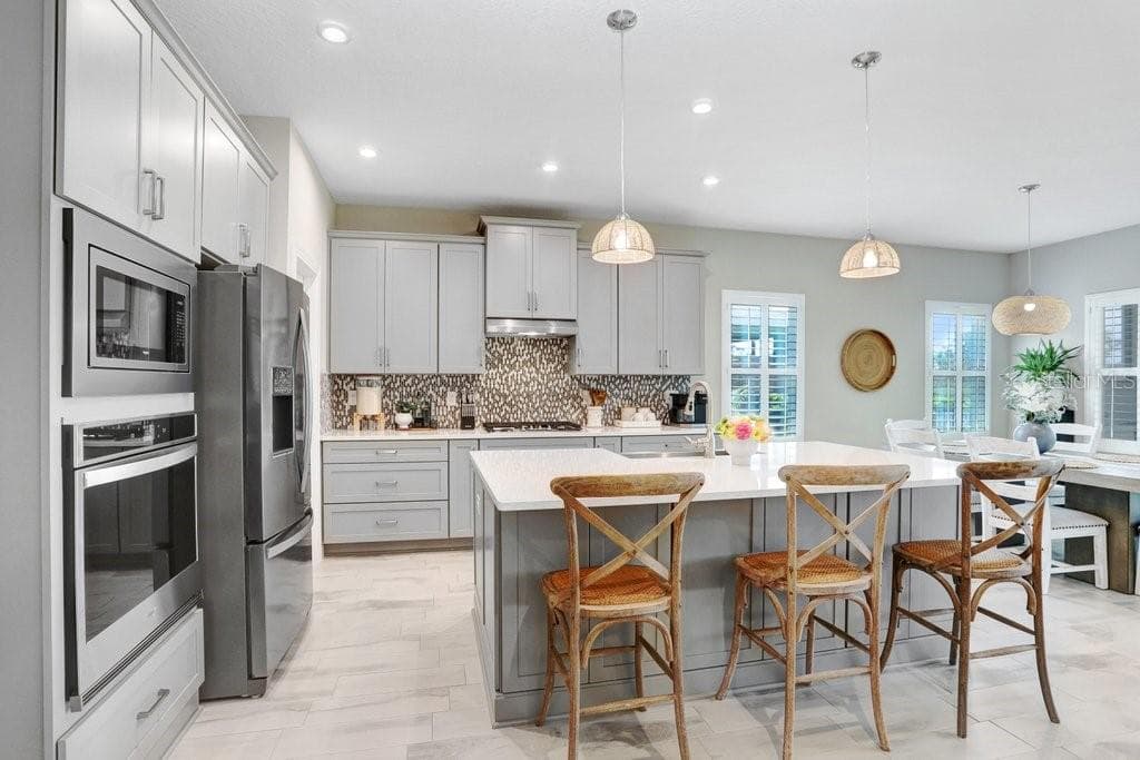 6097 GOLDEN NETTLE DRIVE, APOLLO BEACH, FL 33572 photo 2