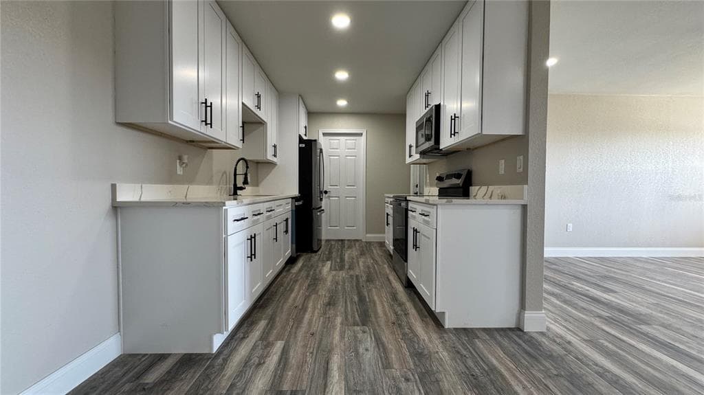 1735 COUNCIL Drive, SUN CITY CENTER, FL 33573 photo 3