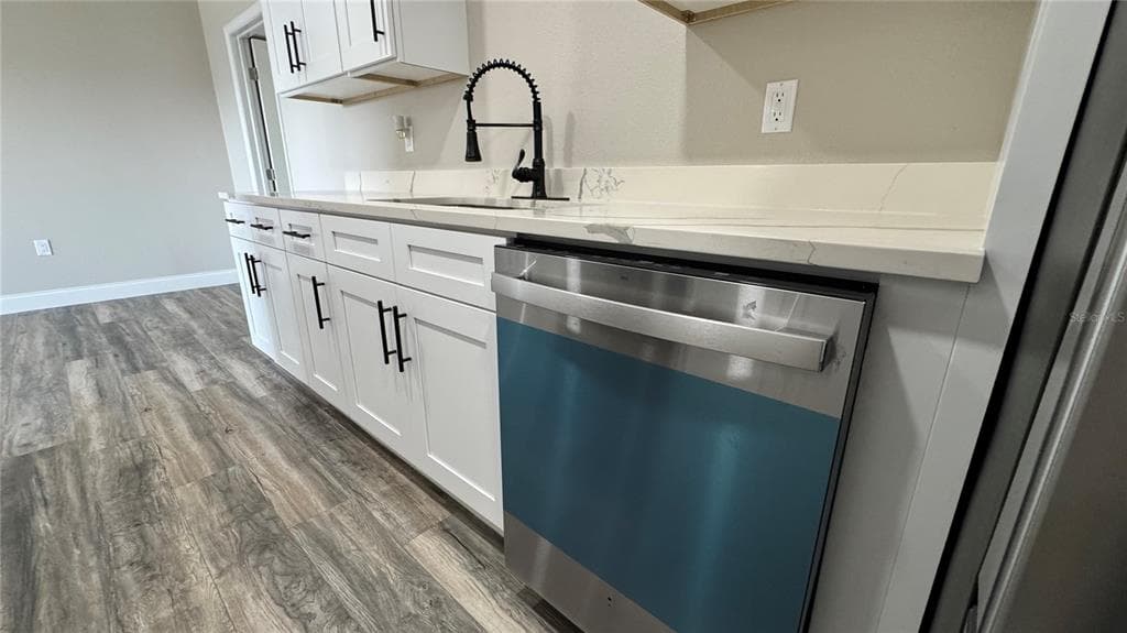 1735 COUNCIL Drive, SUN CITY CENTER, FL 33573 photo 4