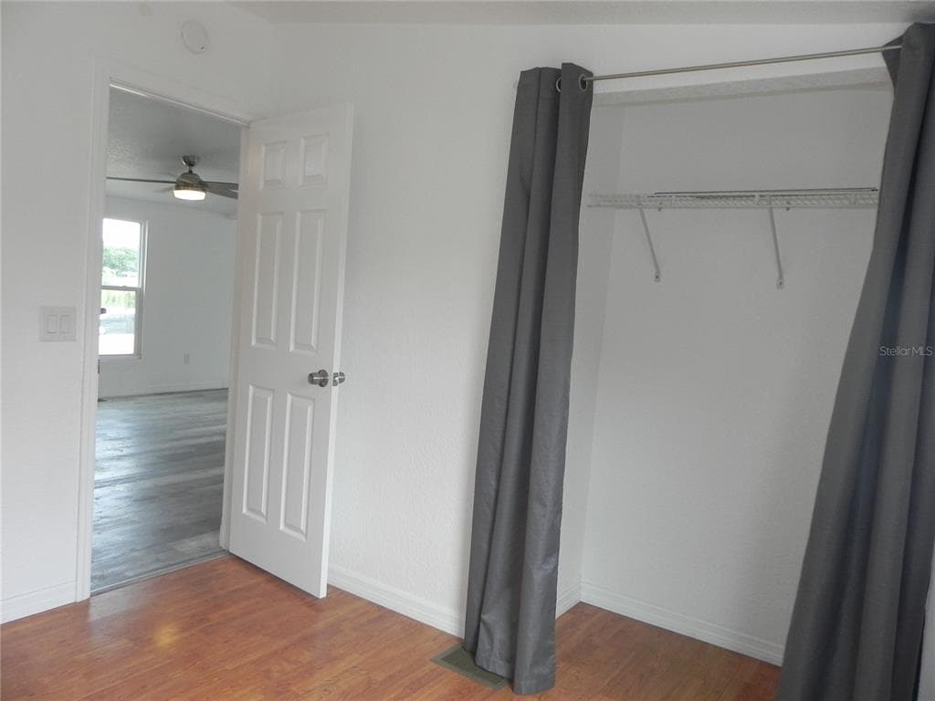 8607 PARKWAY Circle, RIVERVIEW, FL 33569 photo 5