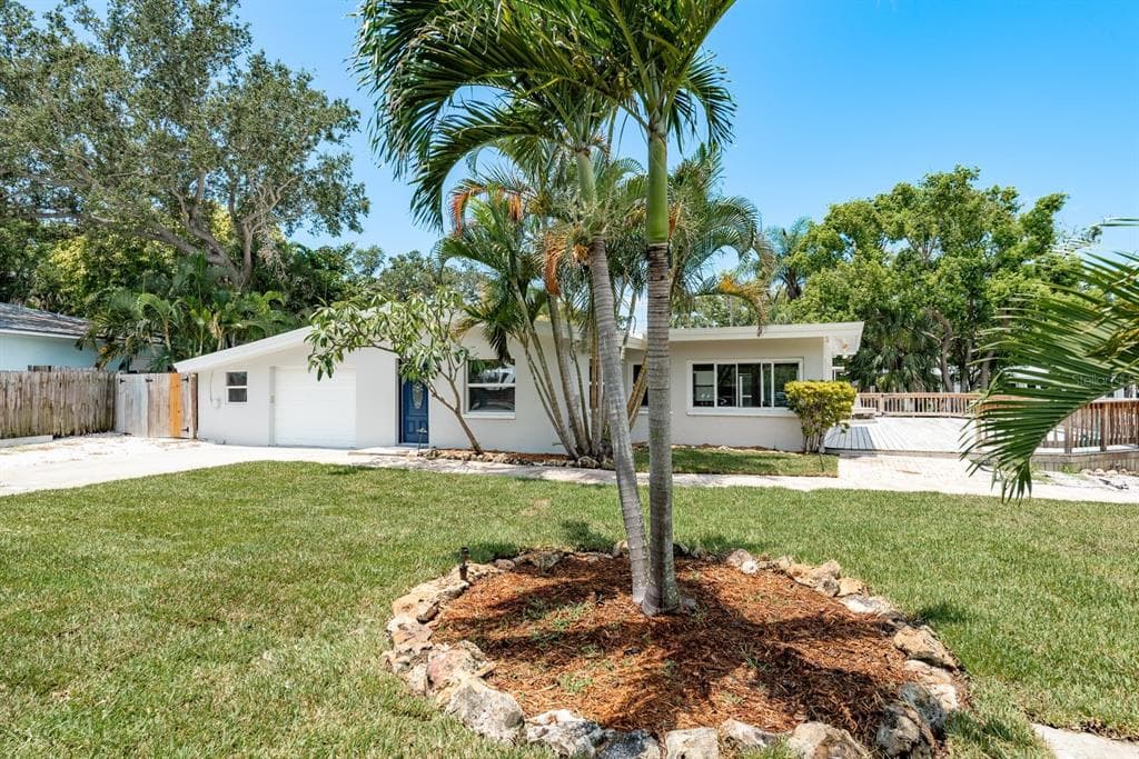 12 BAYOU LANE, PALM HARBOR, FL 34683 photo 4