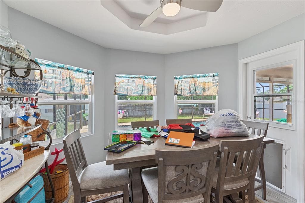 6645 FREEPORT Drive, SPRING HILL, FL 34608 photo 5