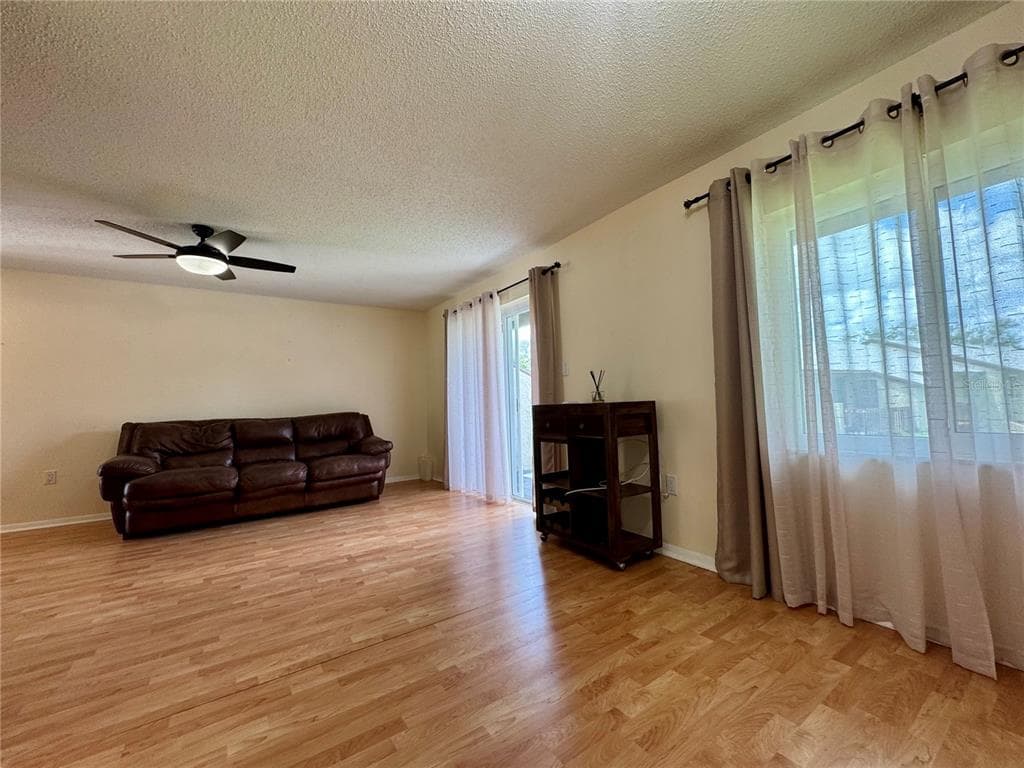 4215 BAY Drive Unit 1707C, CLEARWATER, FL 33764 photo 5