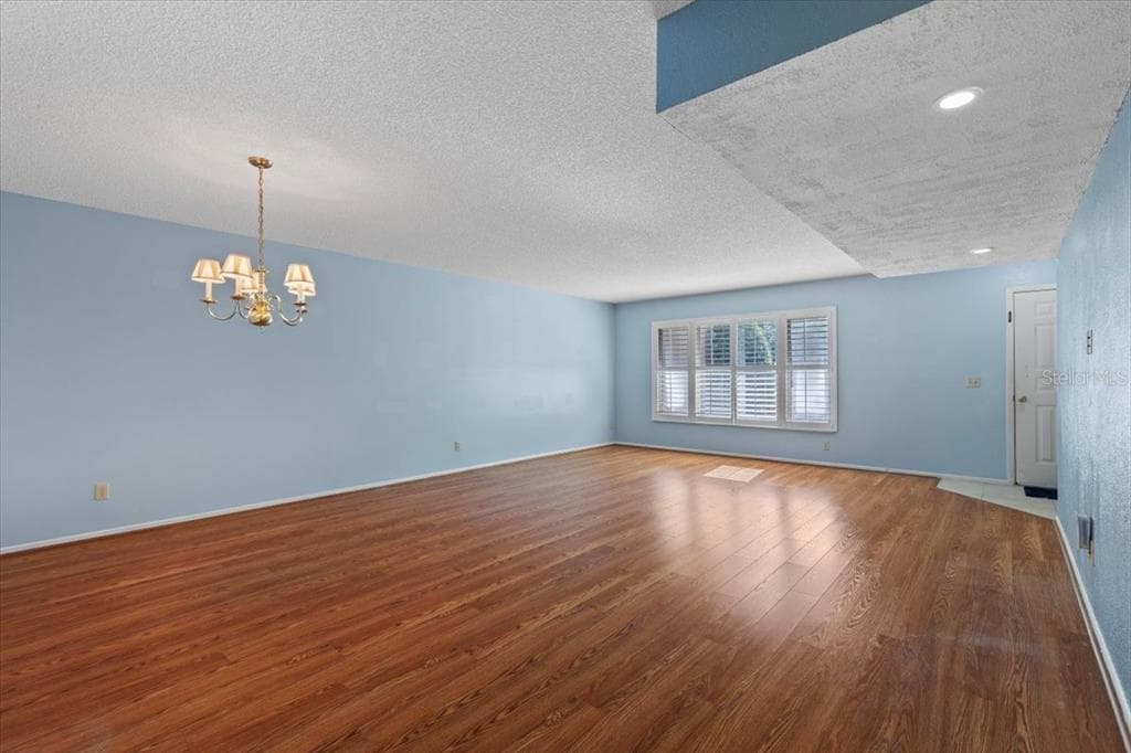 2192 SWEDISH Drive Unit 10, CLEARWATER, FL 33763 photo 2