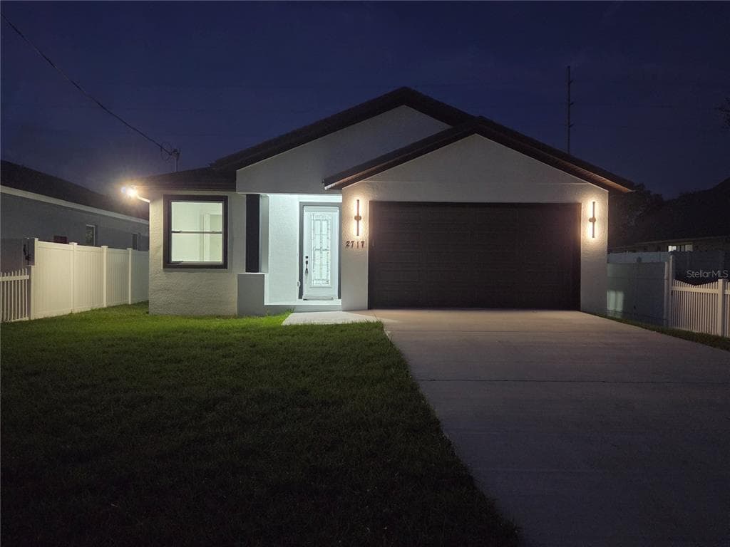 2717 SITKA STREET, TAMPA, FL 33614