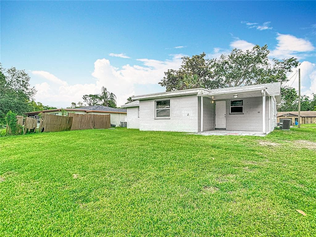 8329 GULF Way, HUDSON, FL 34667 photo 5