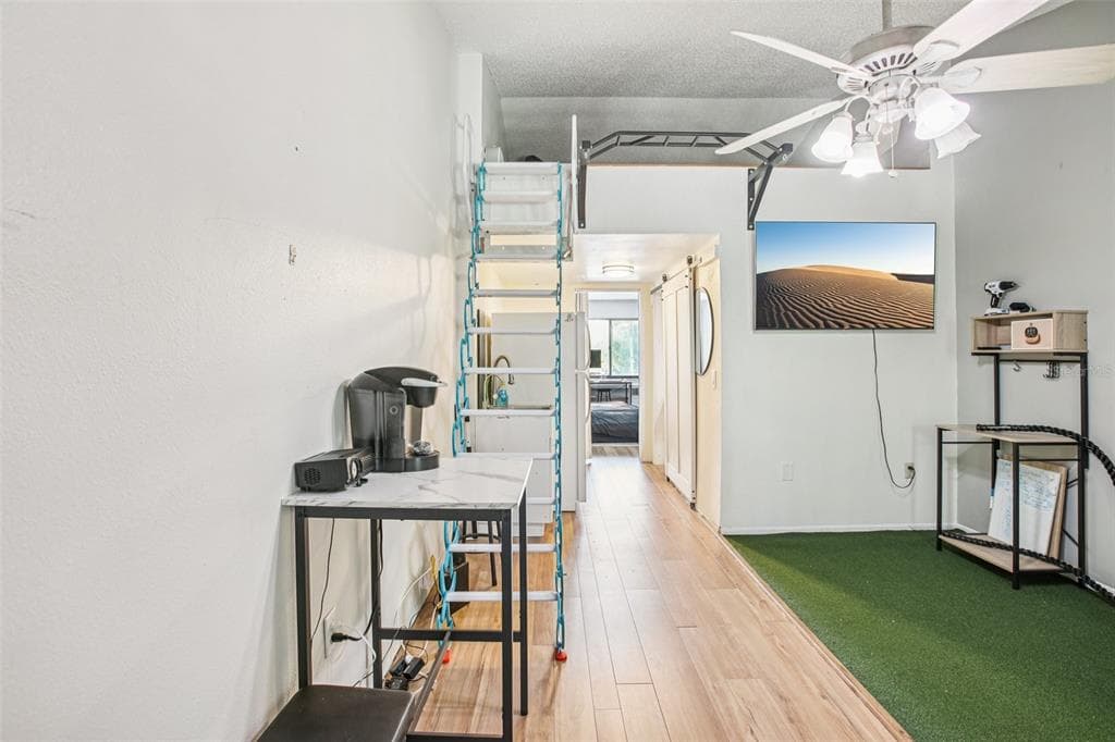 20921 HAULOVER Cove Unit 8, LUTZ, FL 33558 photo 4